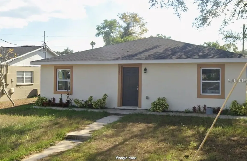 3301 E Ida Street Tampa FL 33610