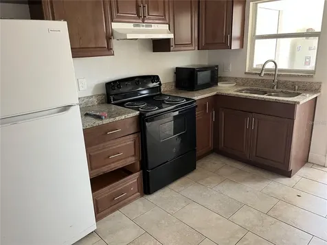 3301 E Ida Street Tampa FL 33610