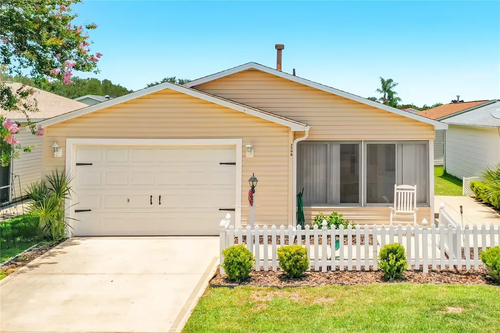 3598 Cambria Circle The Villages FL 32162