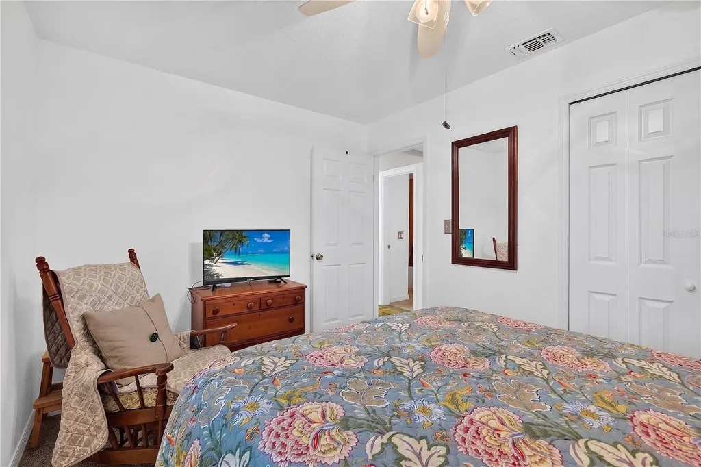 5010 Stolls Avenue Tampa FL 33615