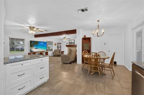 5010 Stolls Avenue Tampa FL 33615