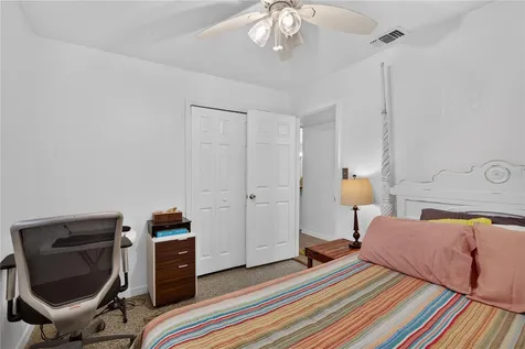 5010 Stolls Avenue Tampa FL 33615