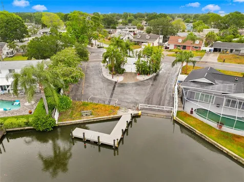 5010 Stolls Avenue Tampa FL 33615