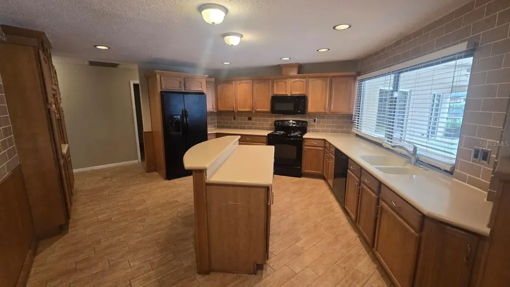 5461 Oakridge Drive Palm Harbor FL 34685