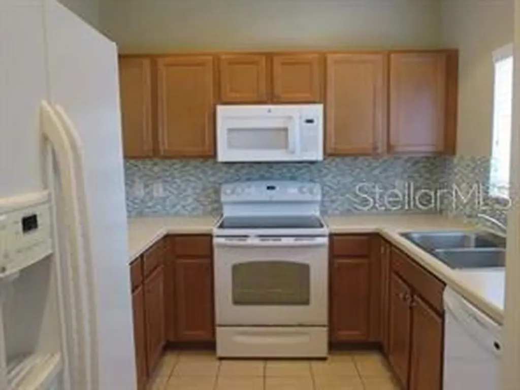 3903 45th Terrace W Bradenton FL 34210
