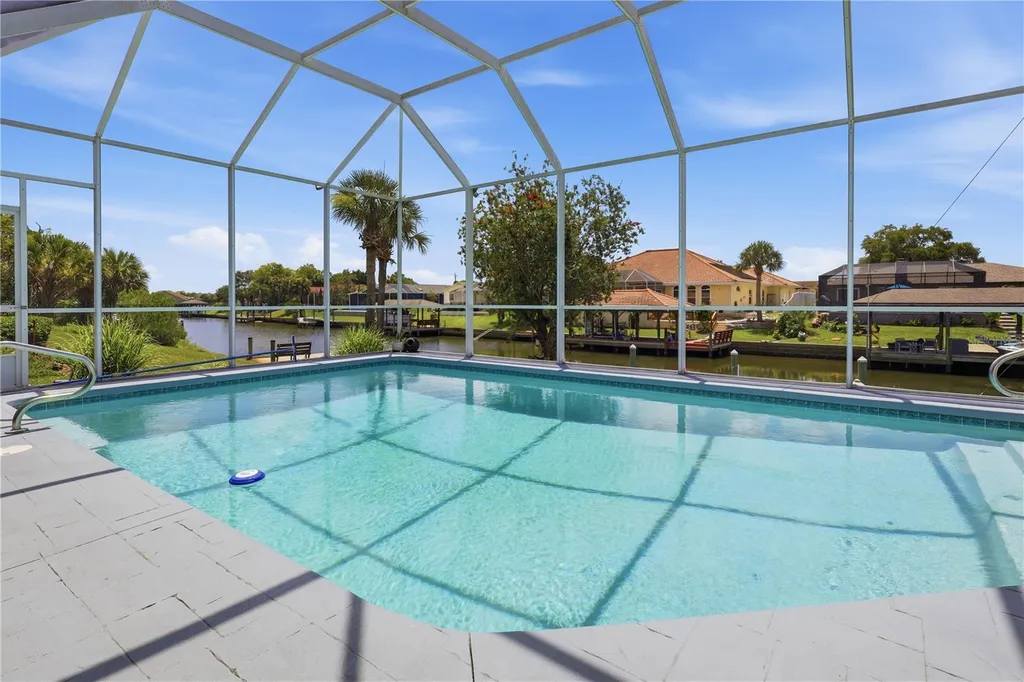 15 Fleming Court Palm Coast FL 32137