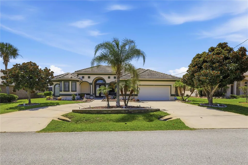 15 Fleming Court Palm Coast FL 32137