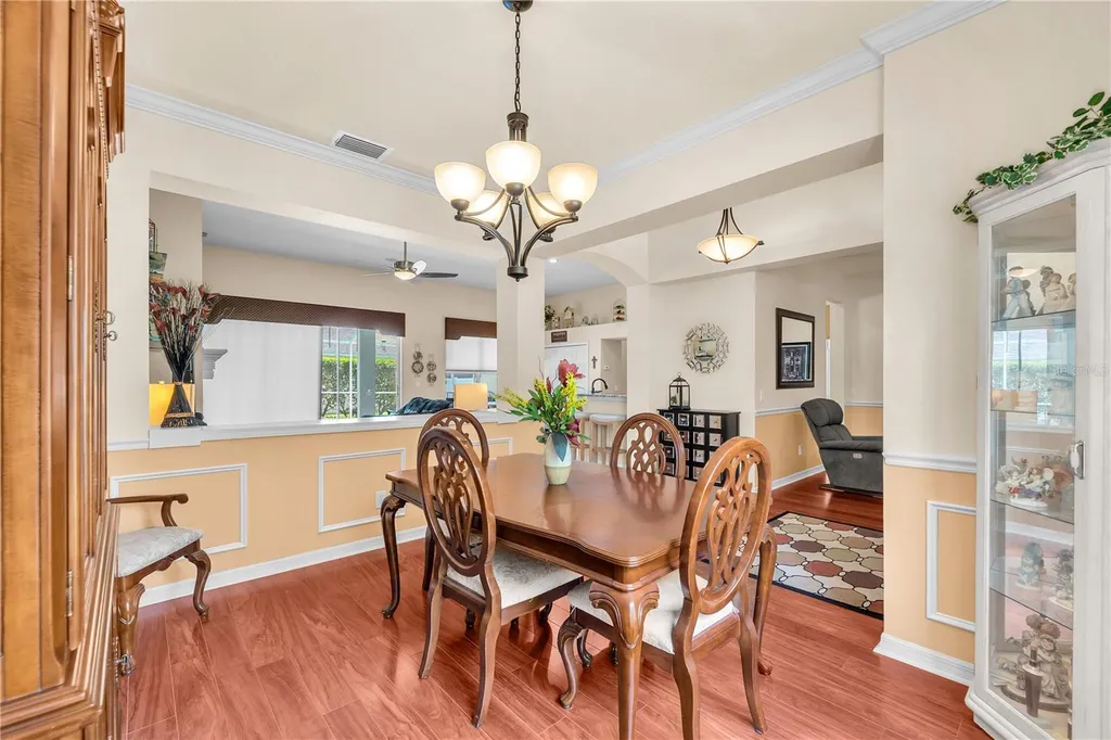 2219 Longmore Circle Valrico FL 33596
