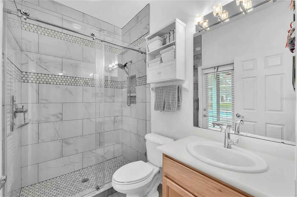 2219 Longmore Circle Valrico FL 33596