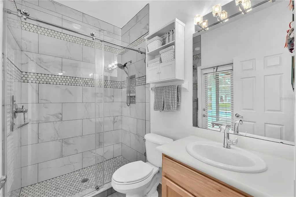 2219 Longmore Circle Valrico FL 33596