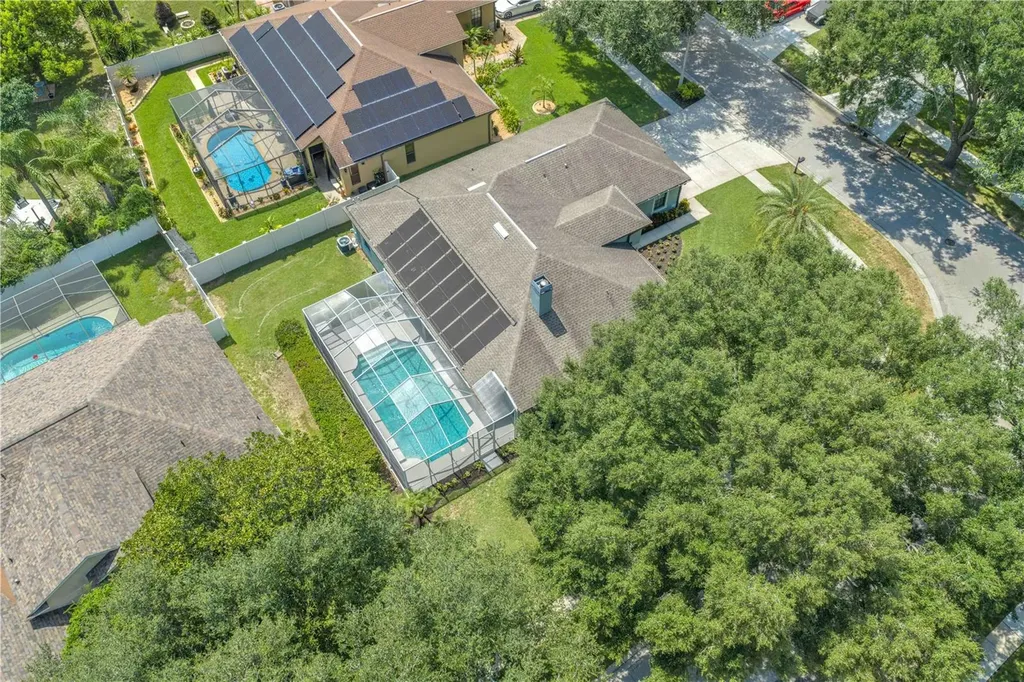 2219 Longmore Circle Valrico FL 33596