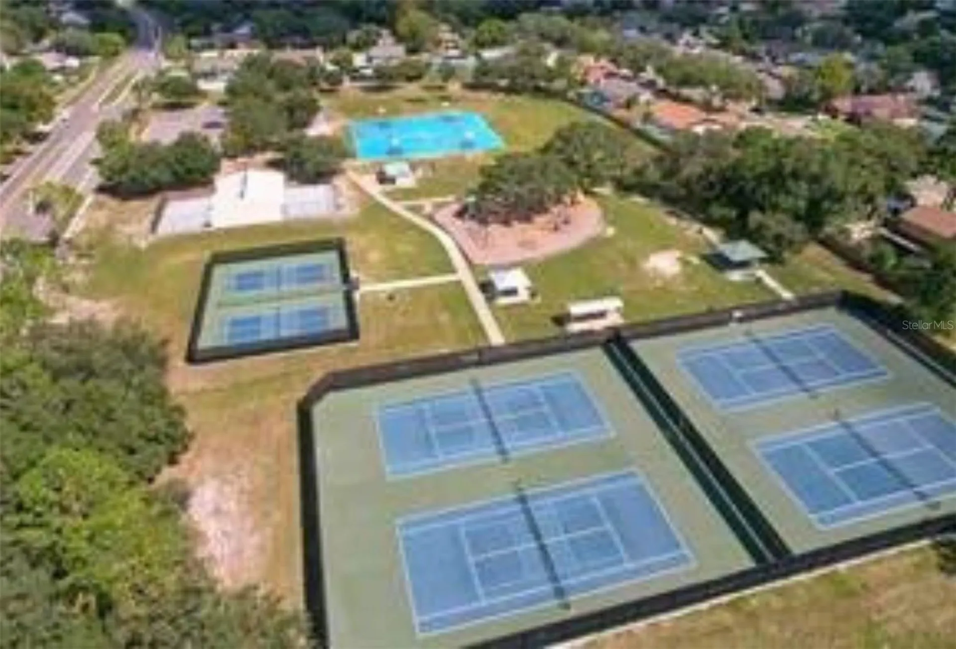 2219 Longmore Circle Valrico FL 33596