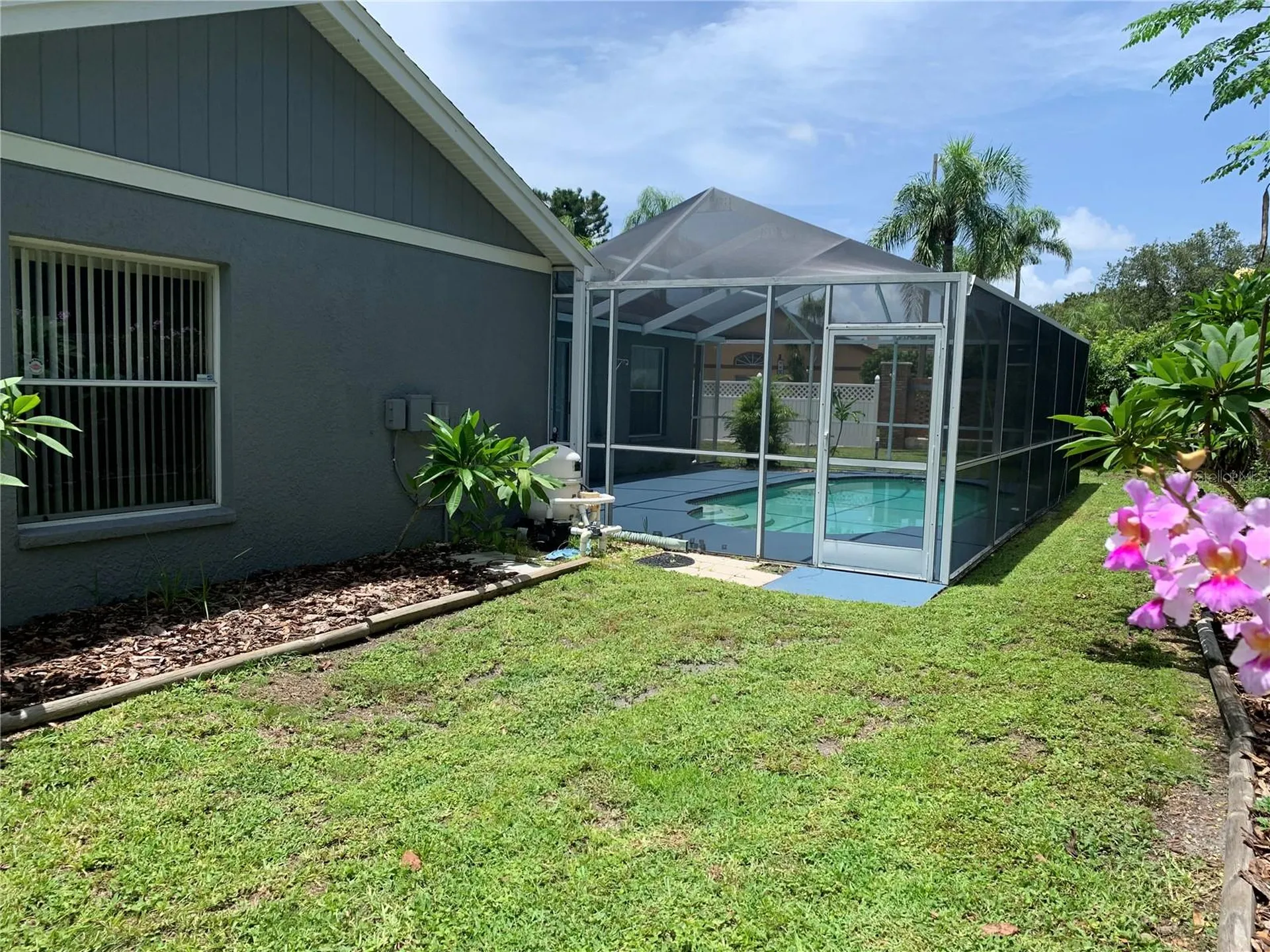 11417 Glenmont Drive Tampa FL 33635