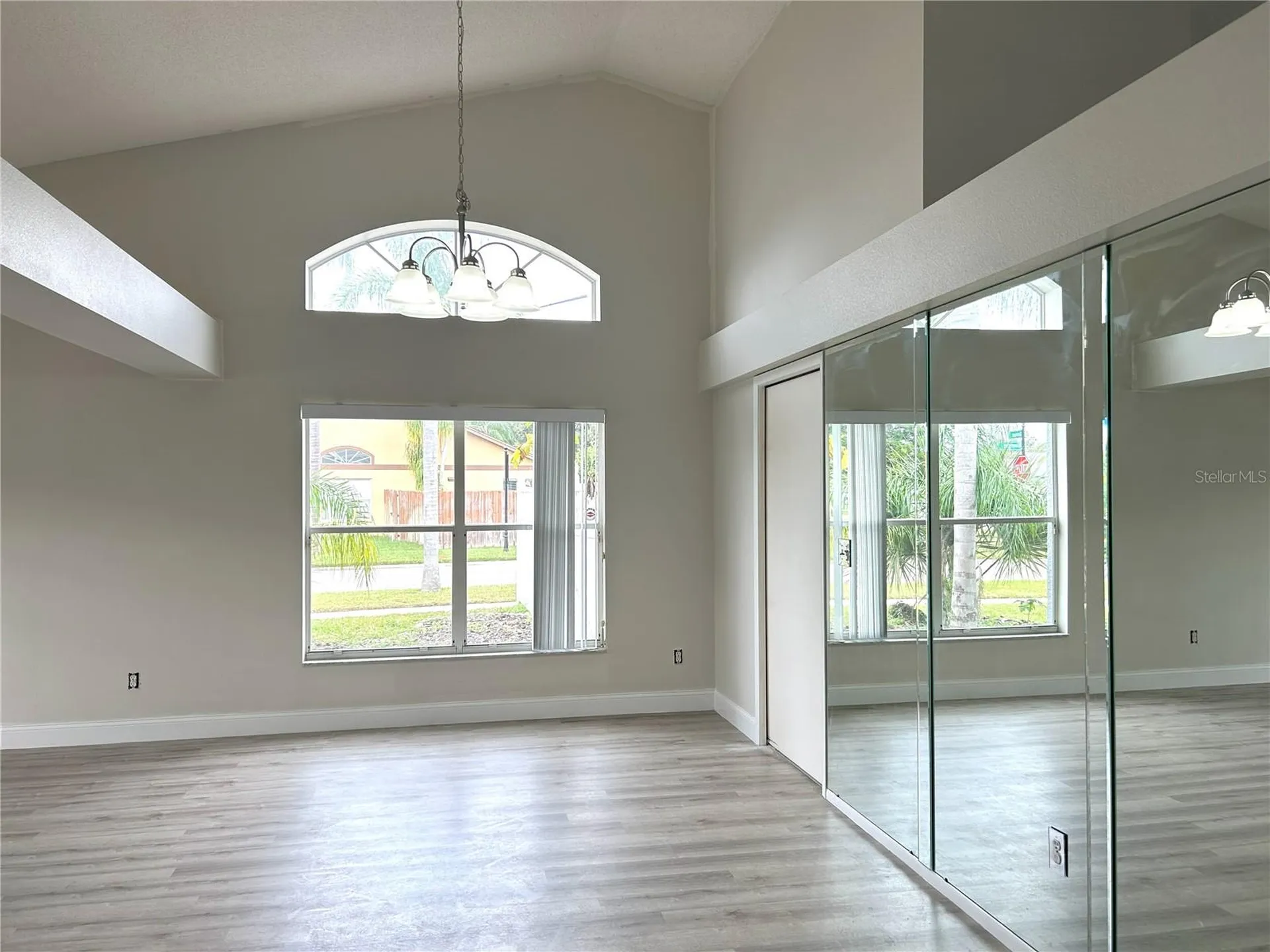 11417 Glenmont Drive Tampa FL 33635