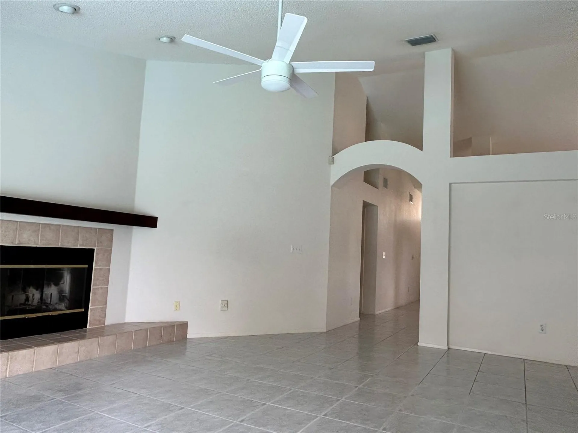 11417 Glenmont Drive Tampa FL 33635