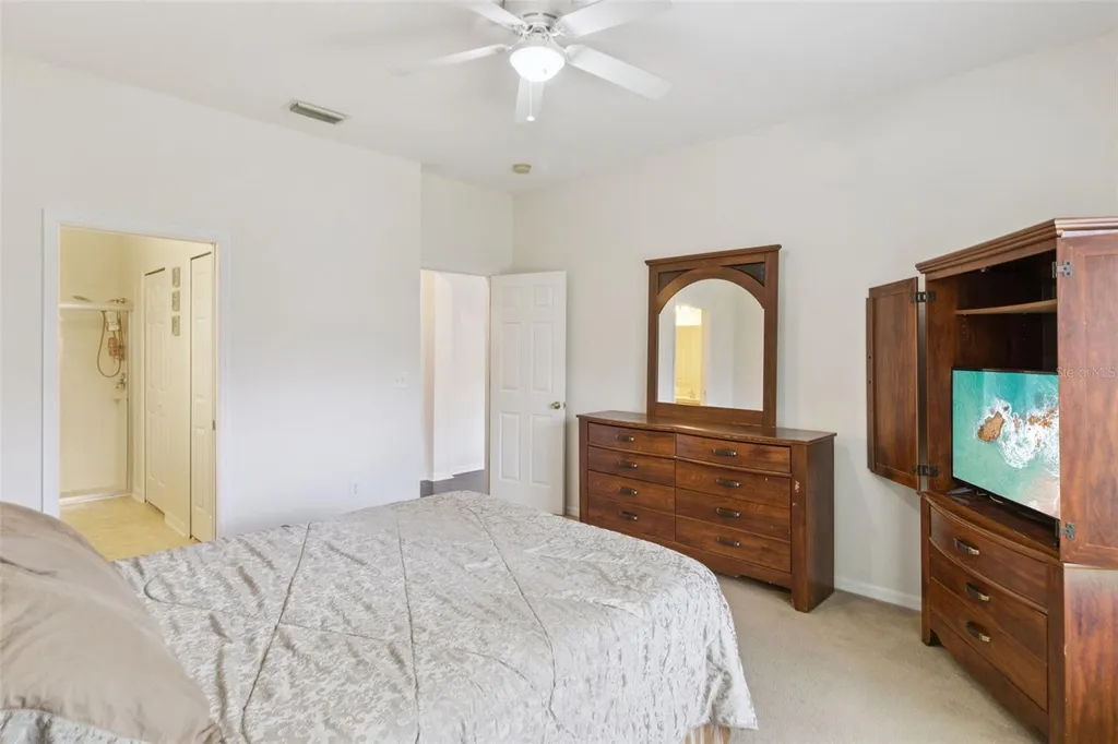 725 Star Pointe Drive Seffner FL 33584