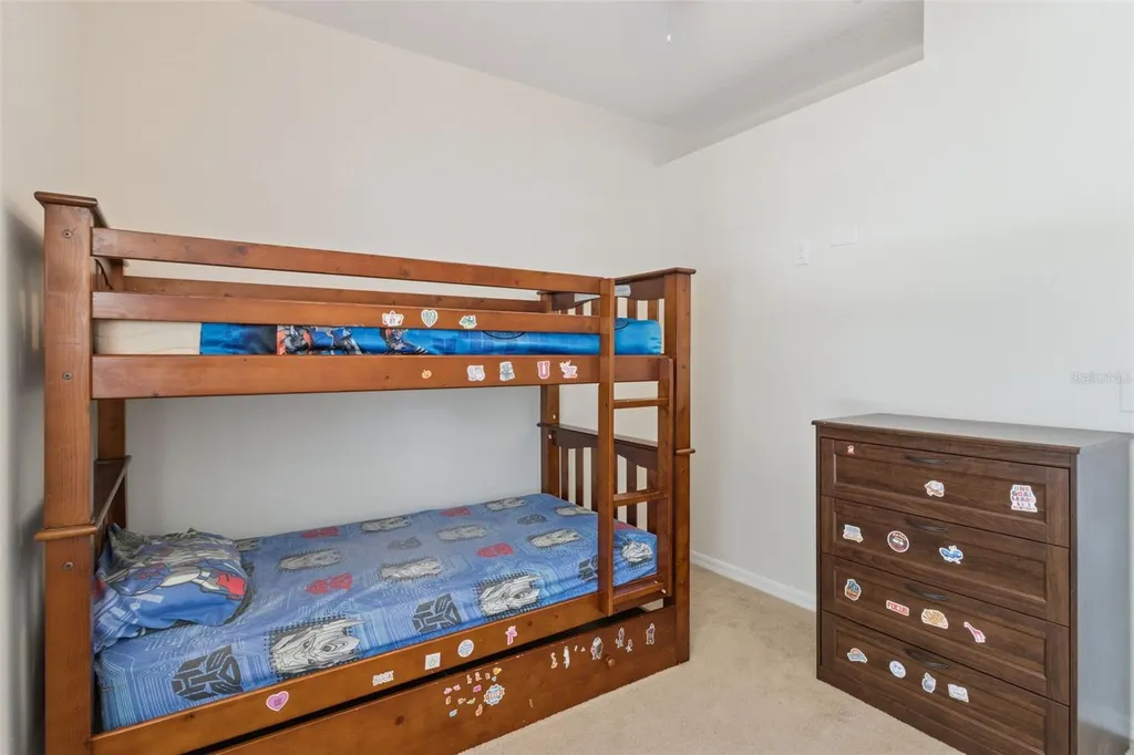 725 Star Pointe Drive Seffner FL 33584