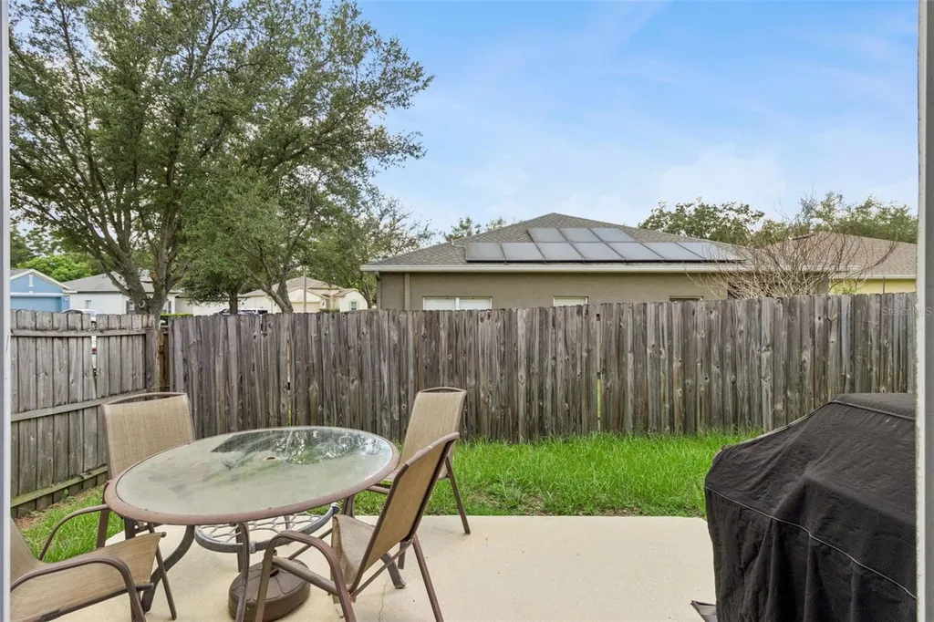 725 Star Pointe Drive Seffner FL 33584