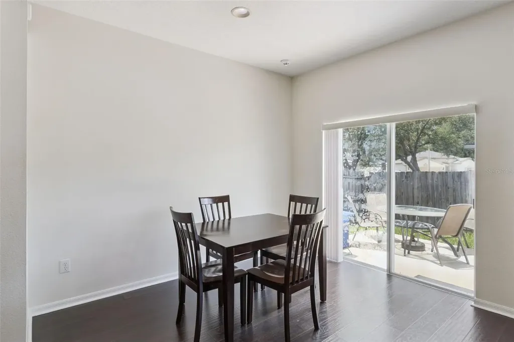 725 Star Pointe Drive Seffner FL 33584