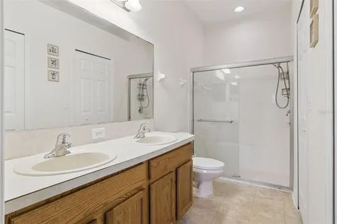 725 Star Pointe Drive Seffner FL 33584