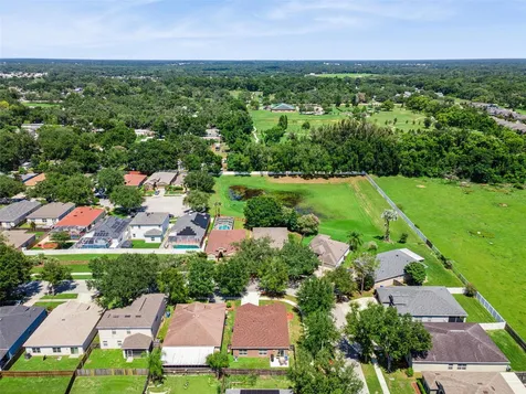 725 Star Pointe Drive Seffner FL 33584