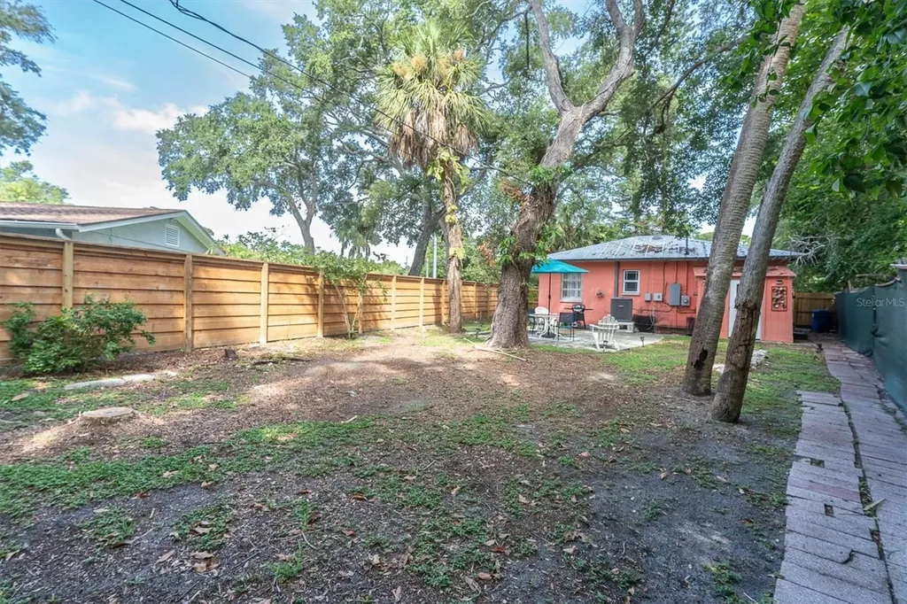 2925 Park Street N St Petersburg FL 33710