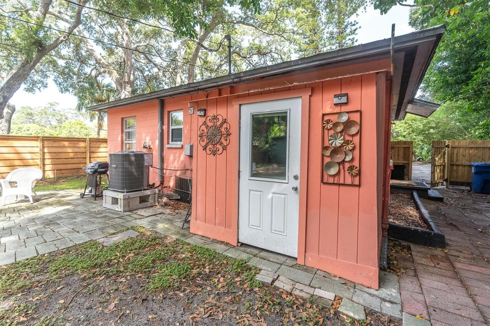 2925 Park Street N St Petersburg FL 33710