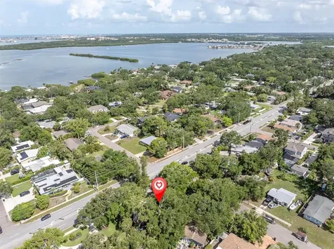 2925 Park Street N St Petersburg FL 33710