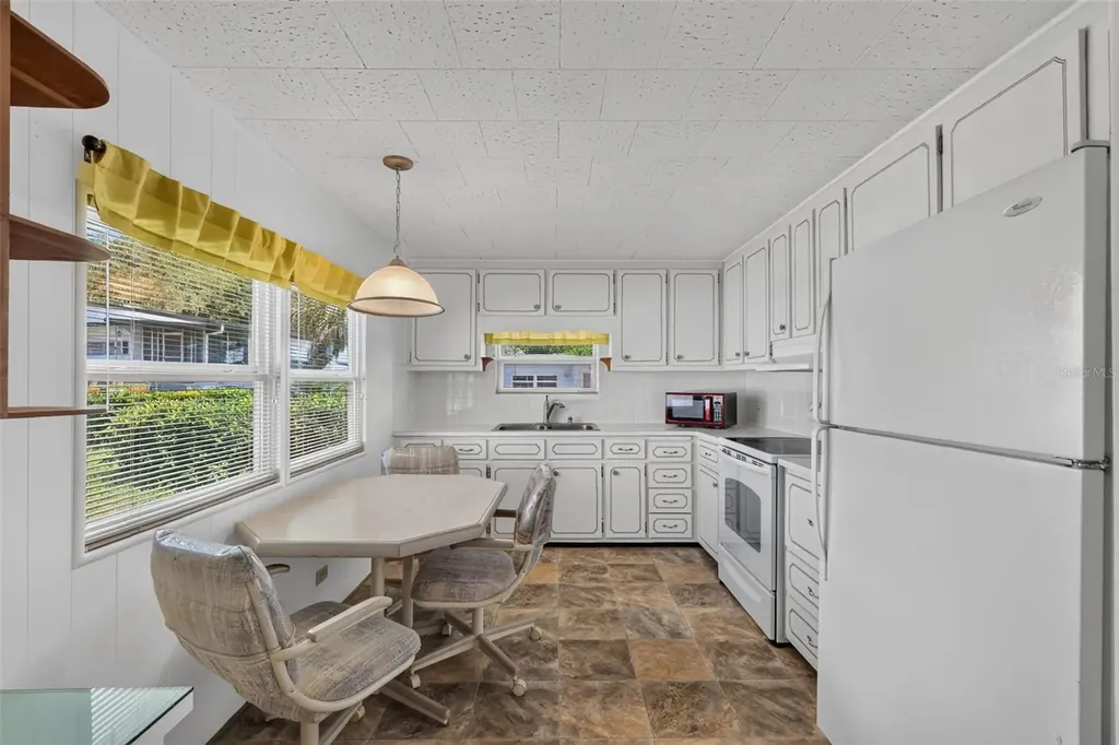 3896 Picciola Fruitland Park FL 34731