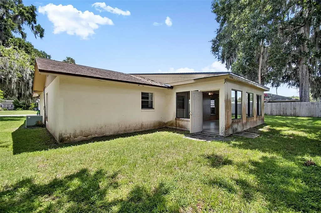 52 Blakeport Lane Palm Coast FL 32137