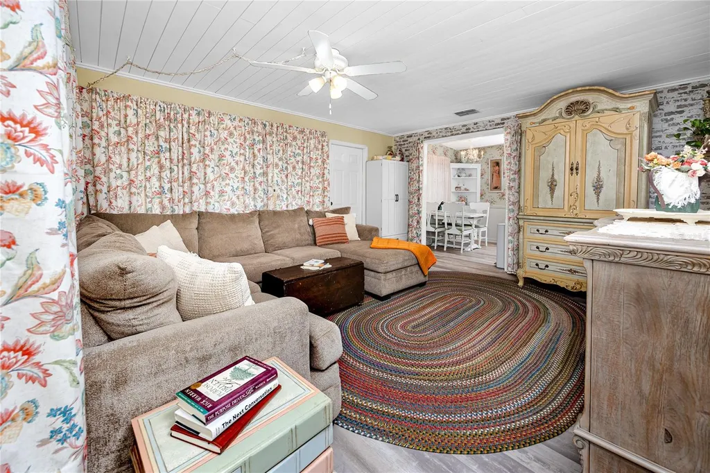 1212 Hull Street S Gulfport FL 33707