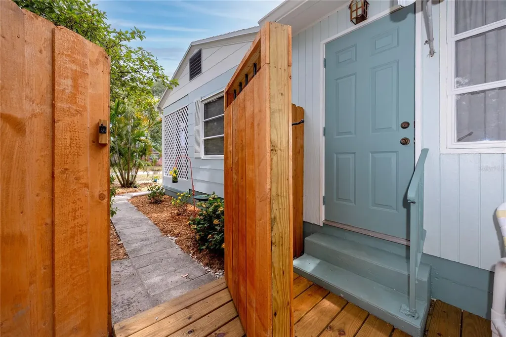 1212 Hull Street S Gulfport FL 33707