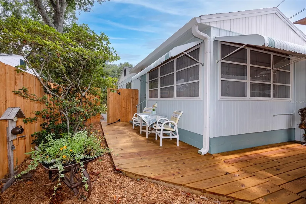 1212 Hull Street S Gulfport FL 33707