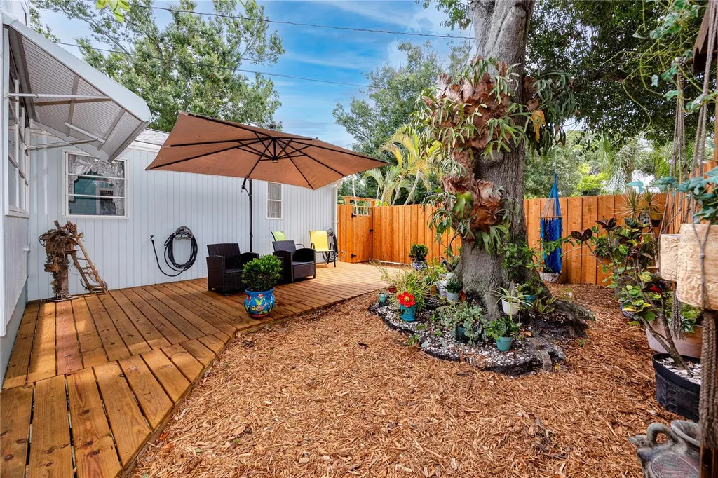 1212 Hull Street S Gulfport FL 33707