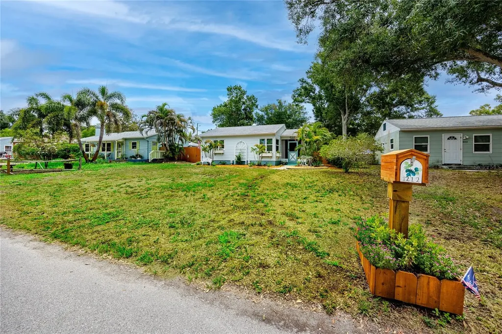 1212 Hull Street S Gulfport FL 33707