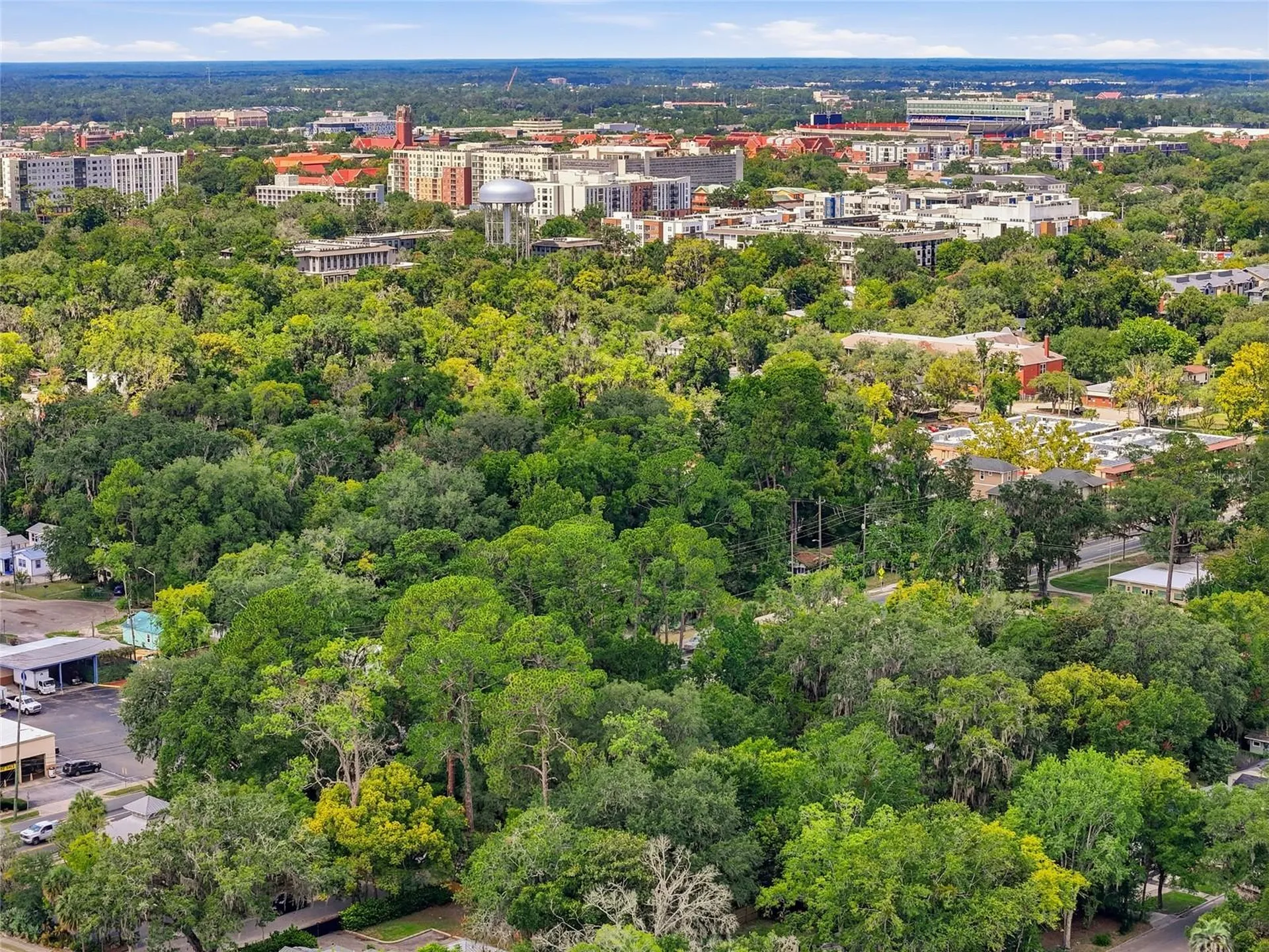 616 NW 8th Place Gainesville FL 32601