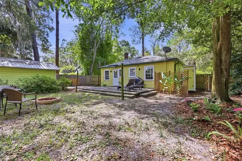 616 NW 8th Place Gainesville FL 32601