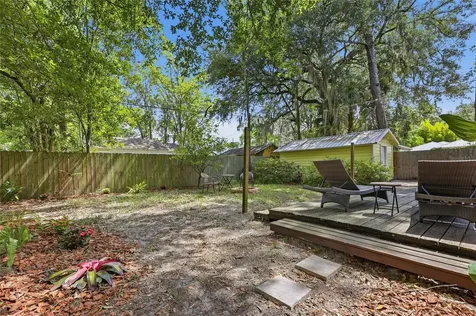 616 NW 8th Place Gainesville FL 32601