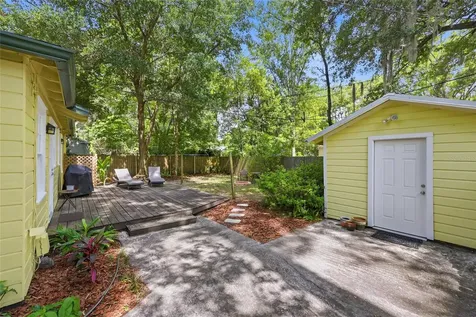 616 NW 8th Place Gainesville FL 32601