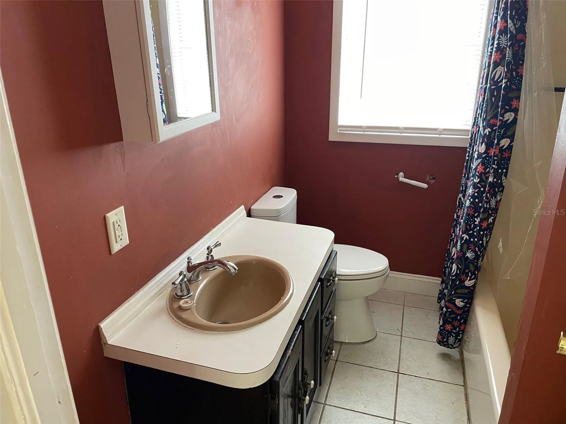 1661 27th Avenue N St Petersburg FL 33713