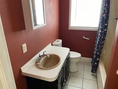 1661 27th Avenue N St Petersburg FL 33713