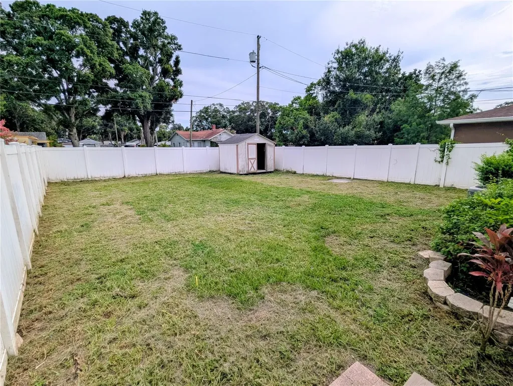 3718 53rd Avenue N St Petersburg FL 33714