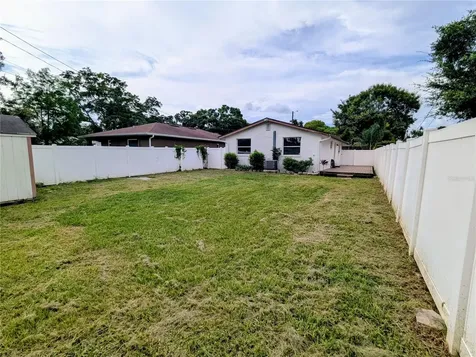 3718 53rd Avenue N St Petersburg FL 33714