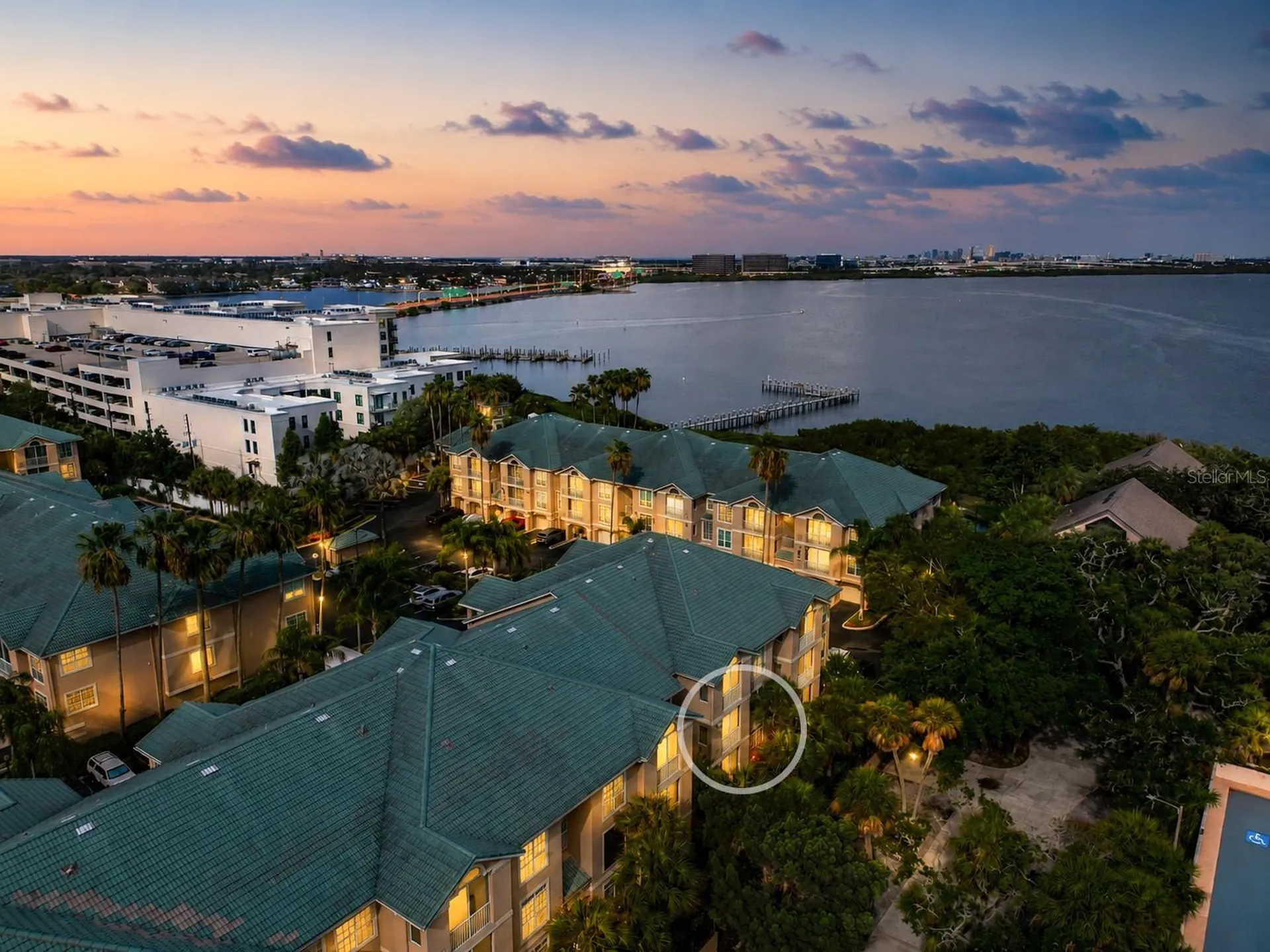 1203 Bay Club Circle Tampa FL 33607
