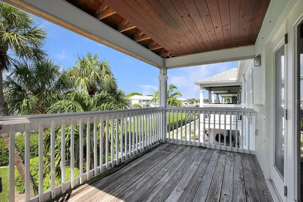 4995 Cobia Drive SE St Petersburg FL 33705