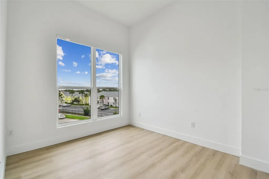 3826 Pompano Drive SE St Petersburg FL 33705
