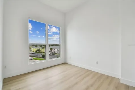 3826 Pompano Drive SE St Petersburg FL 33705