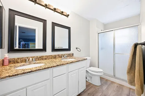 10330 Licorice Way Orlando FL 32821