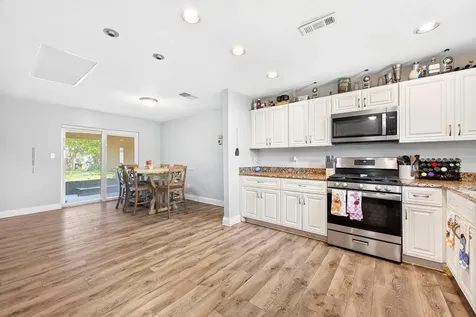 10330 Licorice Way Orlando FL 32821