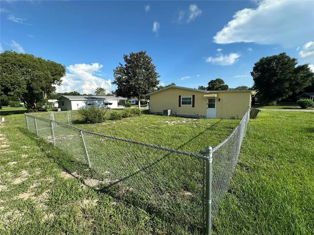 9050 SW 101 St Lane Ocala FL 34481